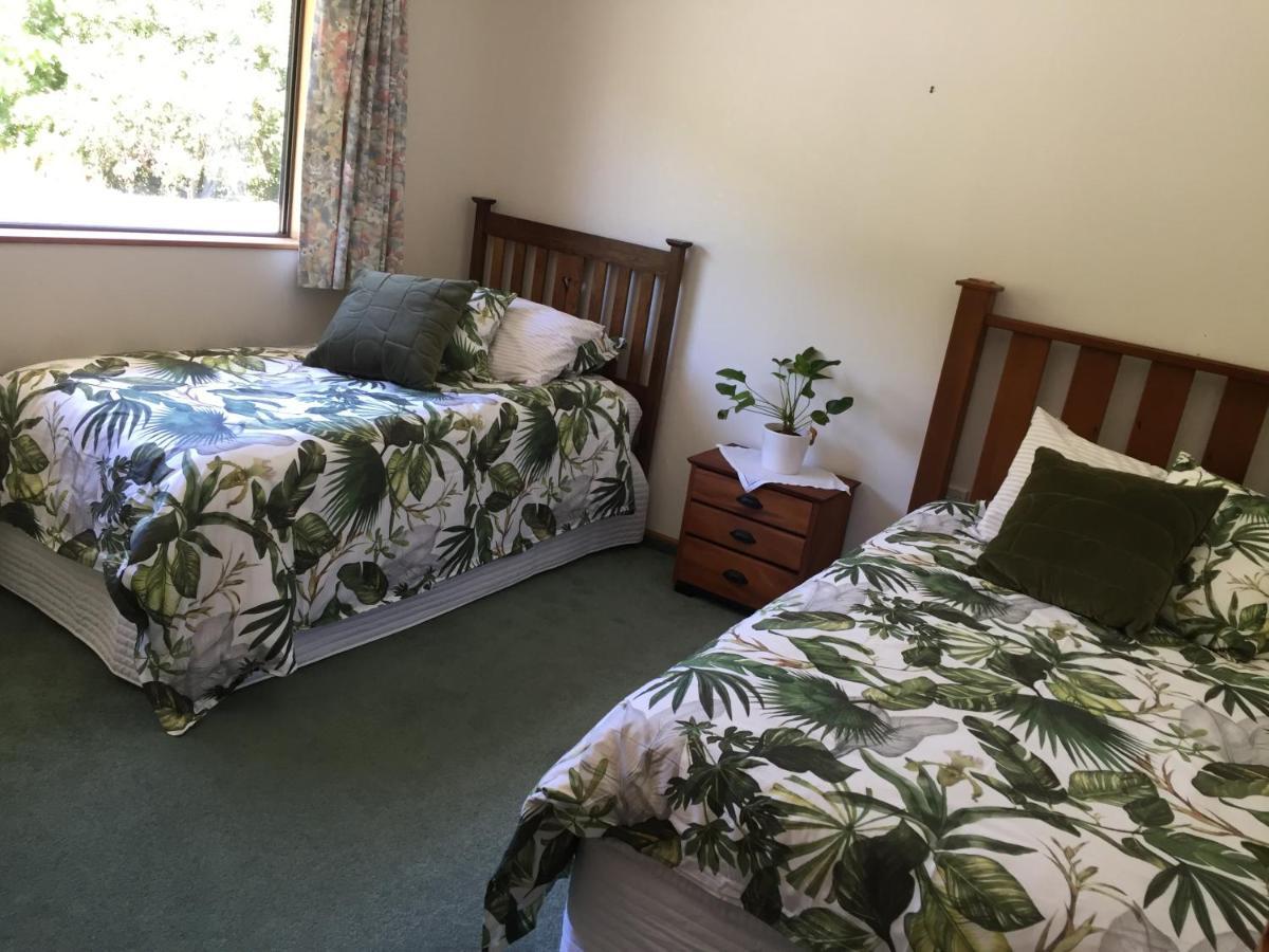 Baton Country Escape Thorpe